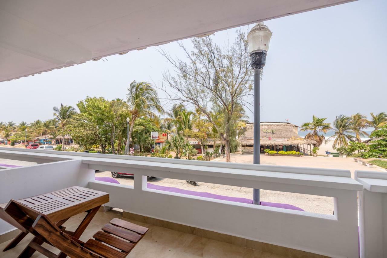 Hotel Rockaway Puerto Escondido  Exterior photo